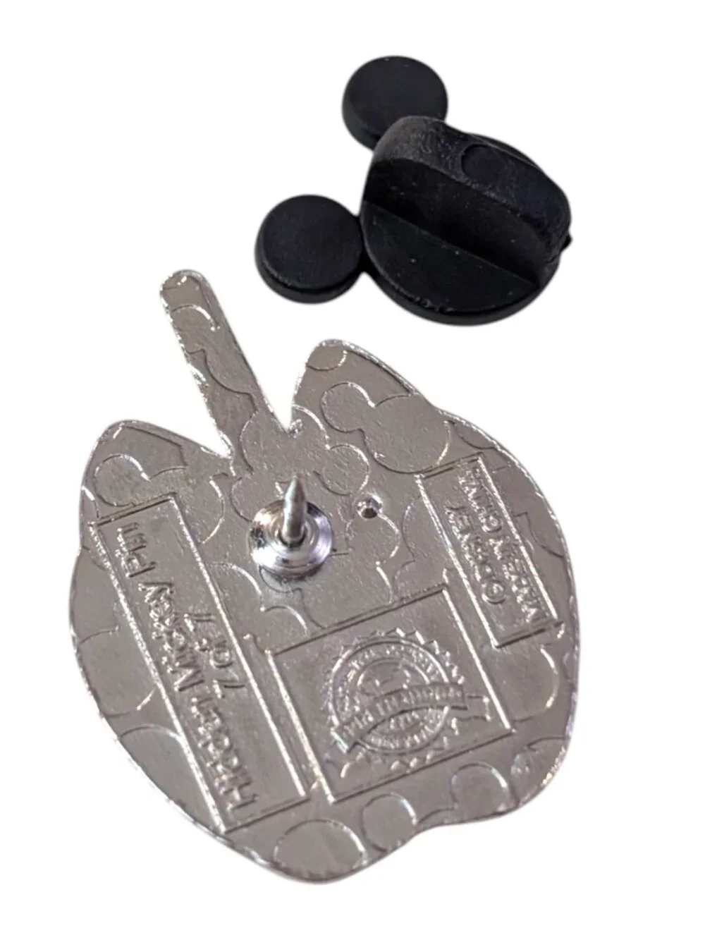 Alice in Wonderland Disney Pin: Cheshire Cat Candy Apple